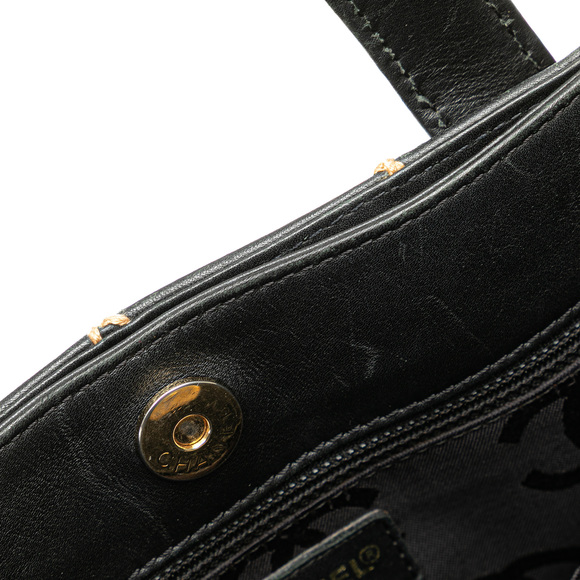 Pre-Loved Chanel Small CC Quilted Calfskin Wild Stitch Tote - Picture 8 of 11